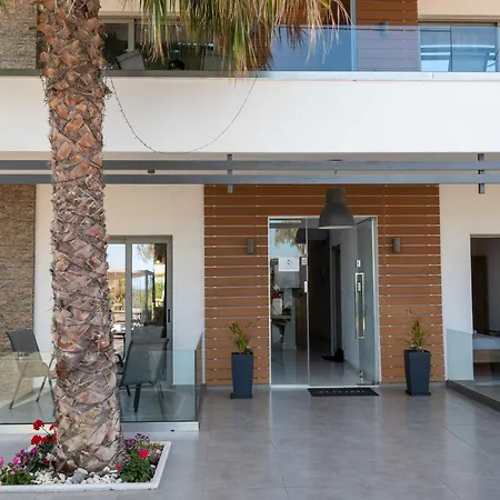 Finikas & 10min From Athens Airport Apartment *