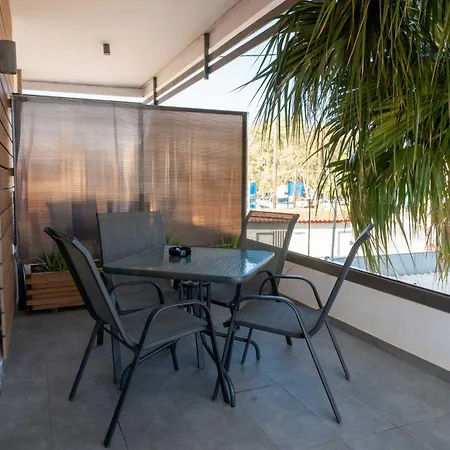 Apartment Finikas & 10min From Athens Airport *