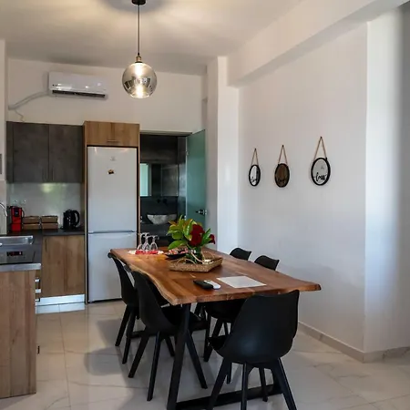 Apartment Finikas & 10min From Athens Airport