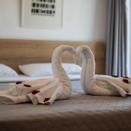 Finikas & 10min From Athens Airport