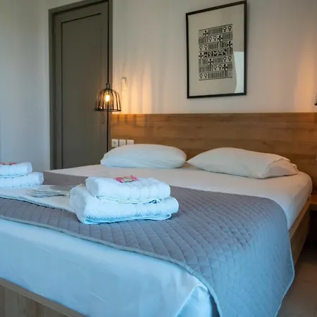 Apartment Finikas & 10min From Athens Airport